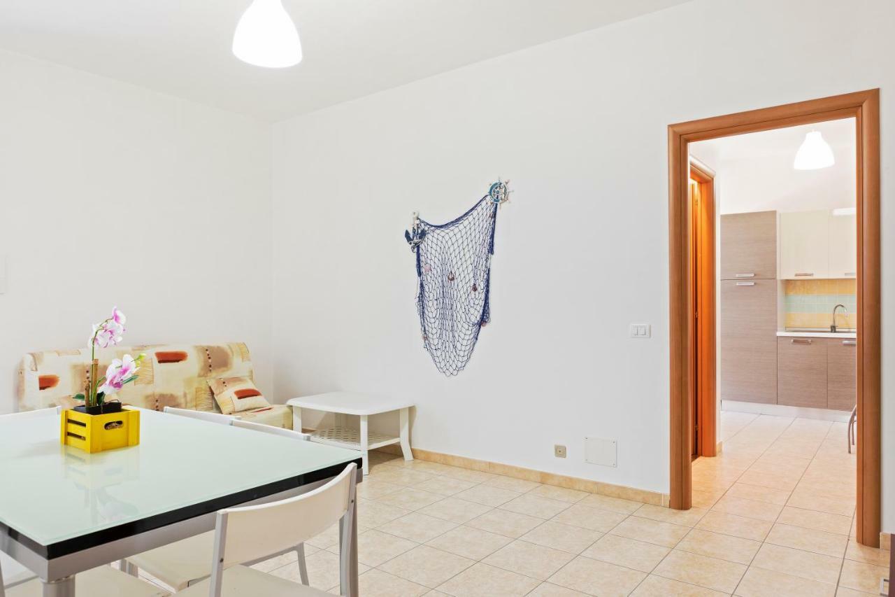 Focallo Seaside Holiday Flat Санта-Мария-дель-Фокалло Экстерьер фото